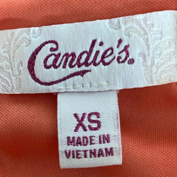 Woman’s dress - Picture 4 of 4